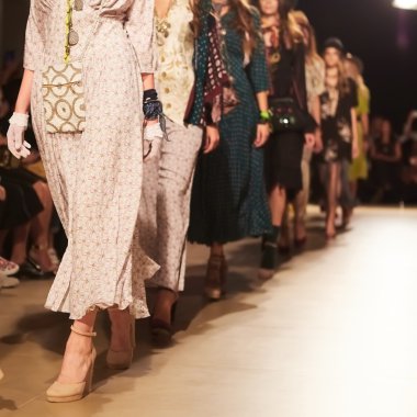 Defile, bir Catwalk olay