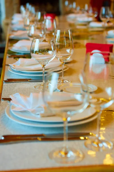 Conjunto de mesa para o casamento ou outro jantar evento servido. — Fotografia de Stock