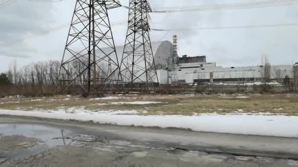 Kerncentrale van Tsjernobyl. Tsjernobyl nieuwe veilige opsluiting. Tsjernobyl object Shelter. Tsjernobyl sarcofaag. Tsjernobyl reactor 4. Tsjernobylboog. — Stockvideo