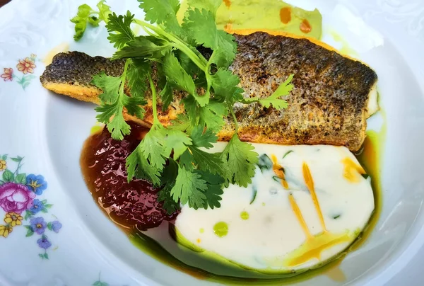 The Dorado fish served on restaurant table — Stock Photo, Image