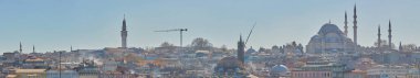 Istanbul, Türkiye - 1 Nisan, 2017: Antik ve modern binalar ile Panorama, Cityscape, altın boynuz