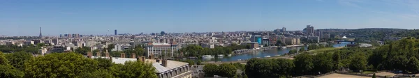파리의 지붕 위로 보기 — 스톡 사진