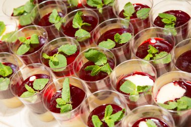 Düğün masa Sweets. Vintage renk.