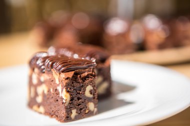 lezzetli karanlık çikolatalı kek