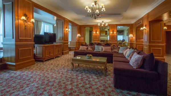 Klasický obývací pokoj interiér — Stock fotografie