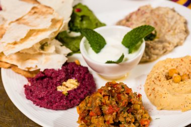 Oriental gıda, mezze muhtelif