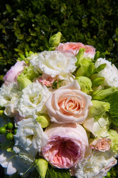 ช่อดอกไม้แต่งงาน — ภาพถ่ายสต็อก