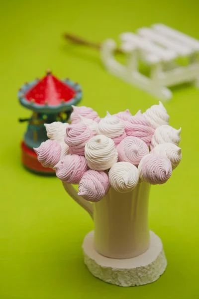 Zelfgemaakte roze en witte marshmallow — Stockfoto