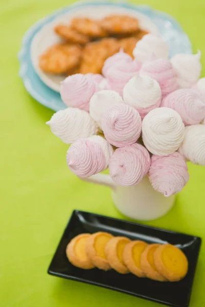 Hemmagjord rosa och vit marshmallow — Stockfoto