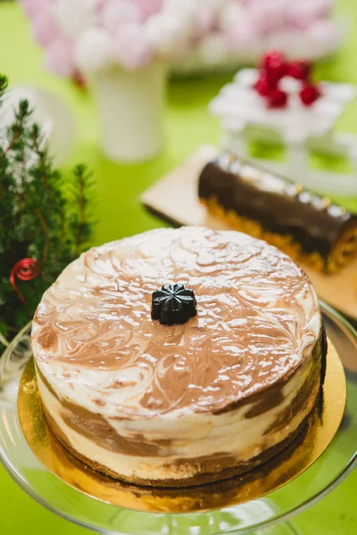 Tatlı büfesi. Pasta — Stok fotoğraf