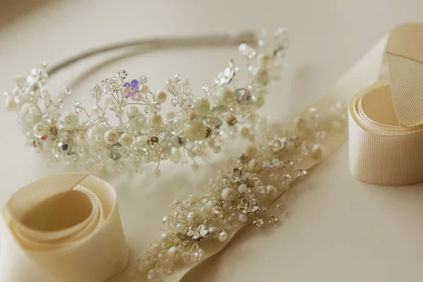 Samenstelling van bruiloft accessoires bruid — Stockfoto
