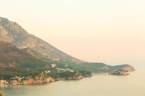 Il paesaggio Adriatico costa di Bar, Montenegro . — Foto Stock