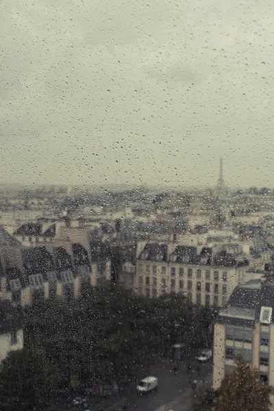 Paris. Blick auf die Dächer der Stadt. — Stockfoto