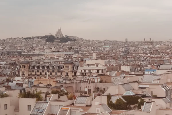 Parijs. Uitzicht op de daken van de stad. — Stockfoto