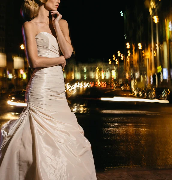 Bella sposa — Foto Stock