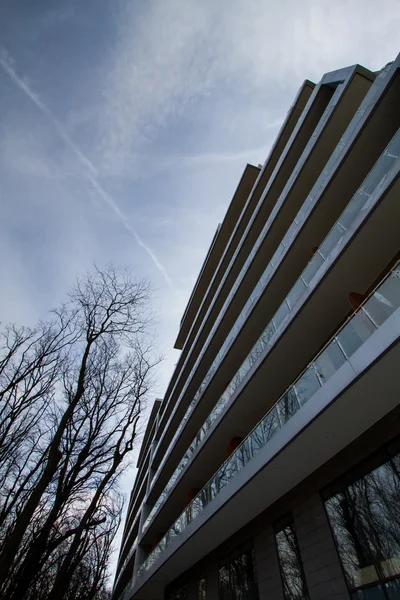 Edificio residencial moderno —  Fotos de Stock