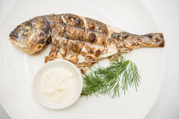 Gegrillter Fisch — Stockfoto