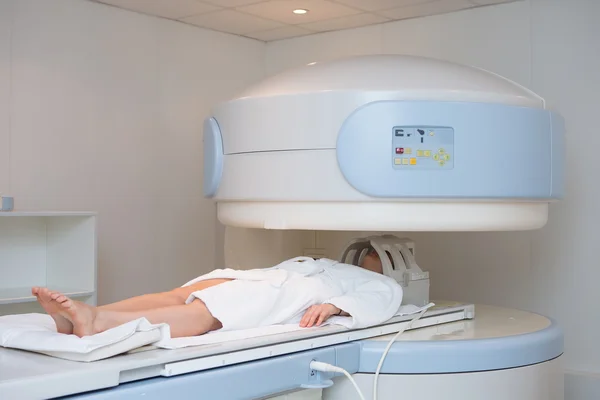 Magnetic resonance imaging — Stock Photo, Image