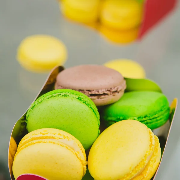 Macarons coloridos franceses . — Fotografia de Stock