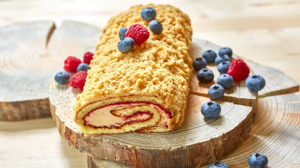 Parlak renkli kek — Stok fotoğraf
