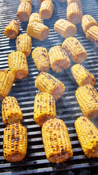 有機の焼きトウモロコシ — ストック写真