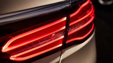 ayrıntılı bir güzellik ve hızlı sportcar