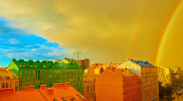 Double rainbow over the city — Stock Photo, Image