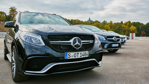 Kiev, Ucrânia - 10 de outubro de 2015: Mercedes Benz star experience. A série de unidades de teste — Fotografia de Stock