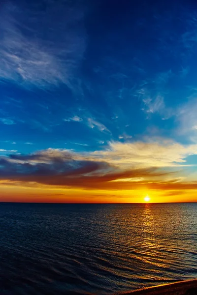 Sunset over the ocean — Stock Photo, Image