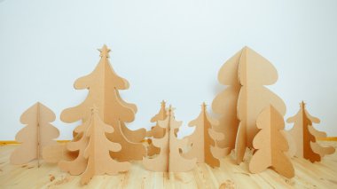 Noel ağacı karton. Yeni yıl