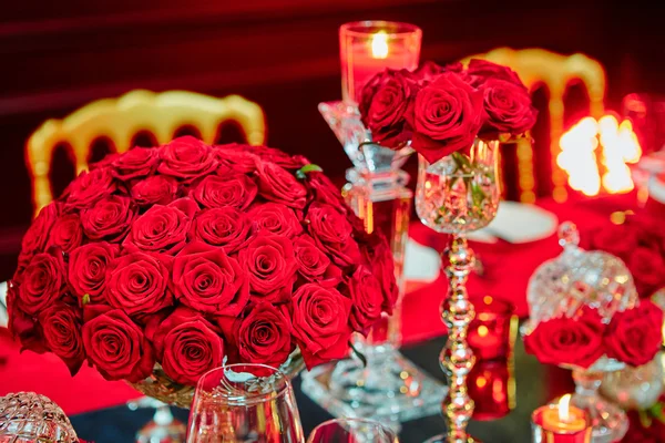 Table set for wedding or another catered event dinner. — Stock Photo, Image