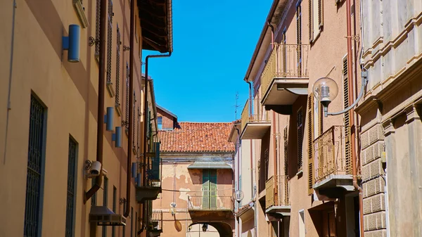 Bildmässigt gatorna i gamla italienska byar — Stockfoto