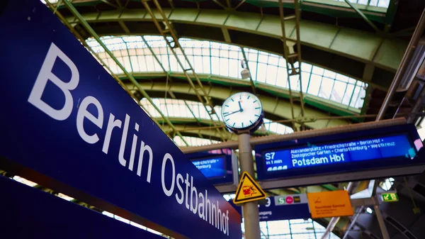 Berlin East railway station — Stock Photo, Image