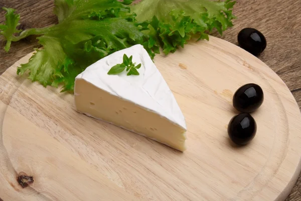 Piatto di formaggio Camembert — Foto Stock