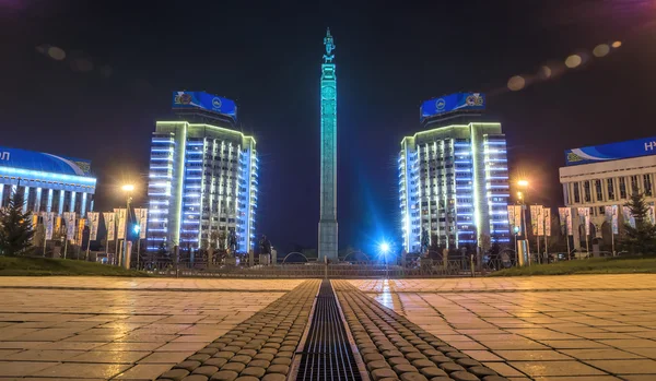 Almaata - Kazakistan bağımsızlık Anıtı — Stok fotoğraf