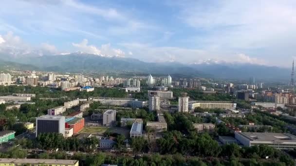 Alma-Ata - luchtfoto op het plein van de Republiek — Stockvideo