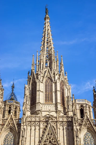 Kathedraal van het Heilige Kruis en saint eulalia — Stockfoto