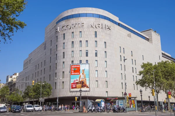 El centro comercial El Corte Ingles, Barcelona — Foto de Stock