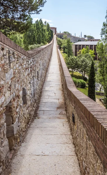 Antike Stadtmauer von Girona — Stockfoto