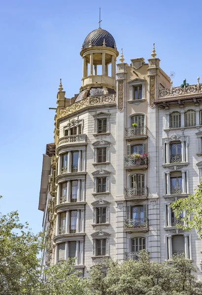 Architecture of Avinguda Diagonal street in Barcelona — Stock Photo, Image