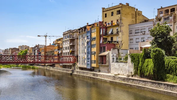 Girona - kleurrijke huizen — Stockfoto