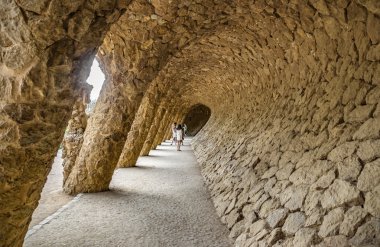Sütunlu park Guell Barselona