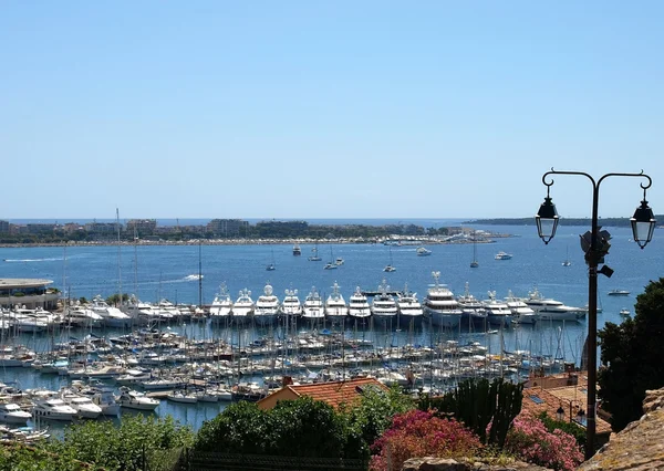 Cannes - puerto de yates — Foto de Stock