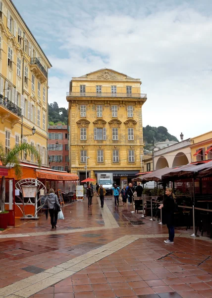 Nice - oude gebouw aan de Cours Saleya — Stockfoto