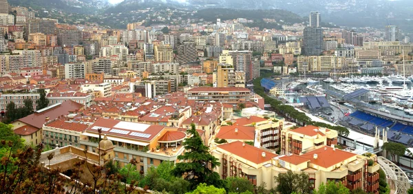 Monaco - en vacker utsikt över Monte Carlo från höjderna — Stockfoto