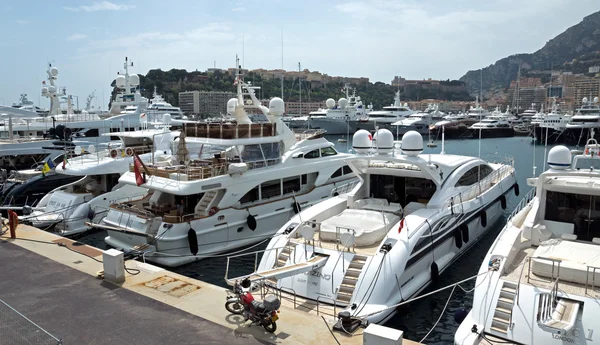 Monaco - uitzicht op Port Hercules — Stockfoto