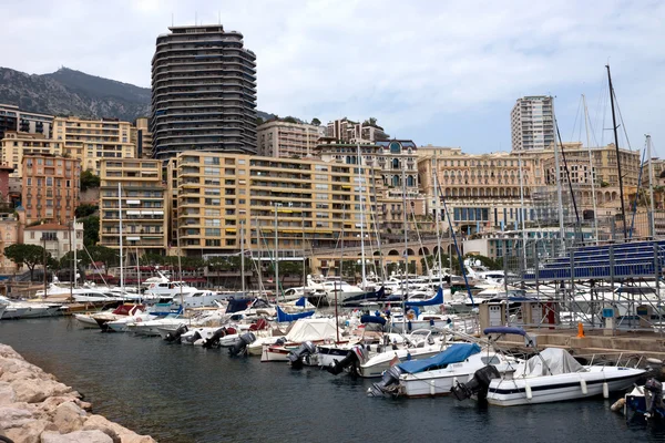 Monaco - stadsbild och hamnen Herkules — Stockfoto