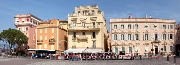 Monaco - oogpunt tegenover het paleis — Stockfoto