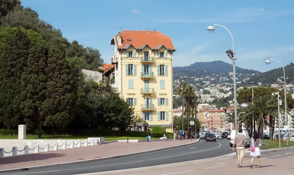 Nice - het platform langs de Promenade des Anglais — Stockfoto