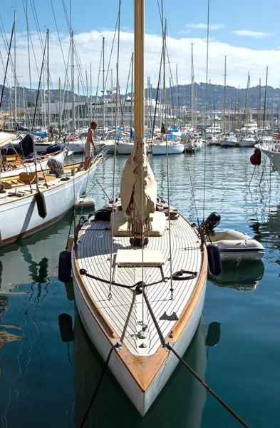 Cannes - Boote im Hafen — Stockfoto